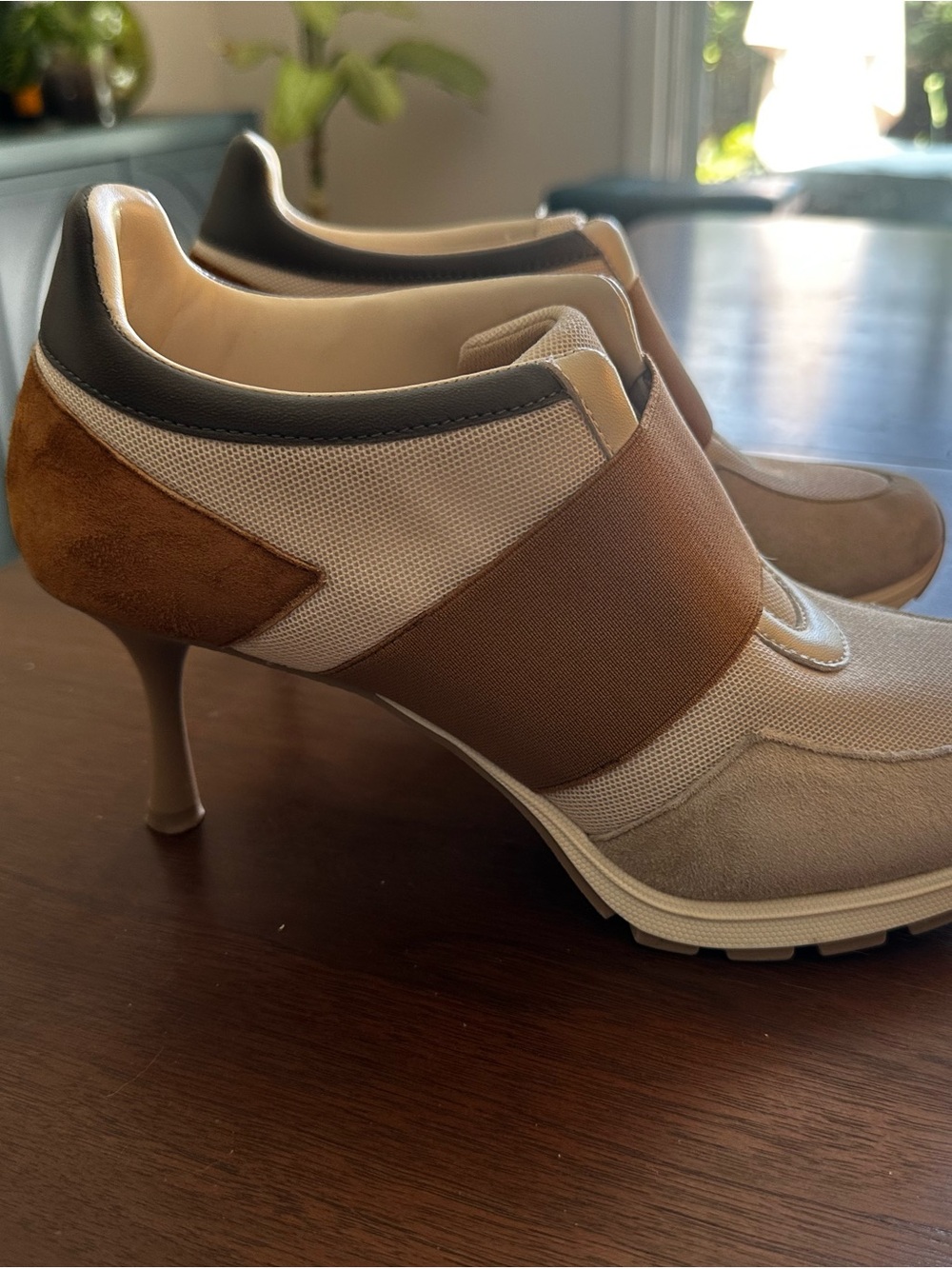 Sneex- Size 9- Tan, Brown & Cream Slip-On Heeled Sneaker